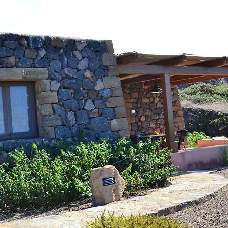 Dammusi Sotto Le Stelle * Pantelleria